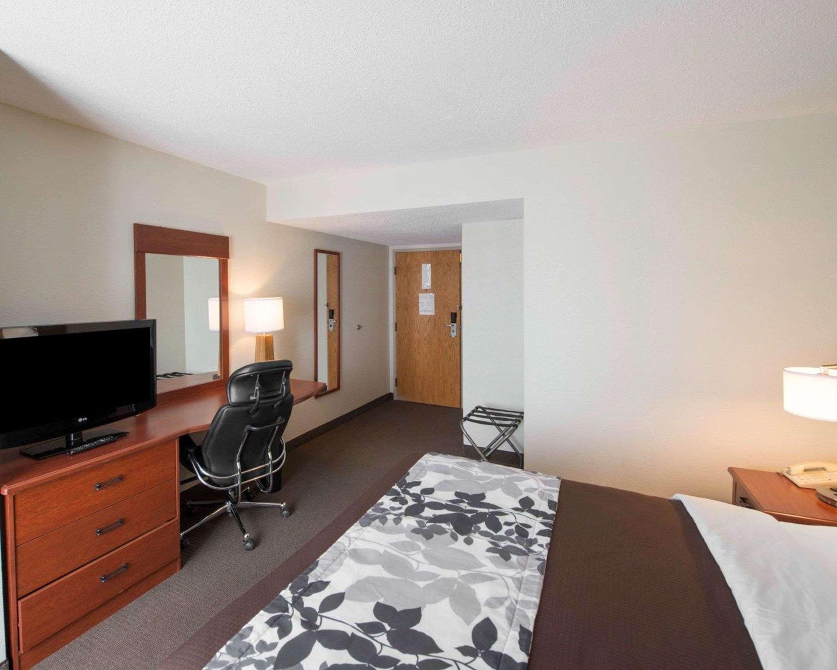 Sleep Inn & Suites Princeton I-77 מראה חיצוני תמונה